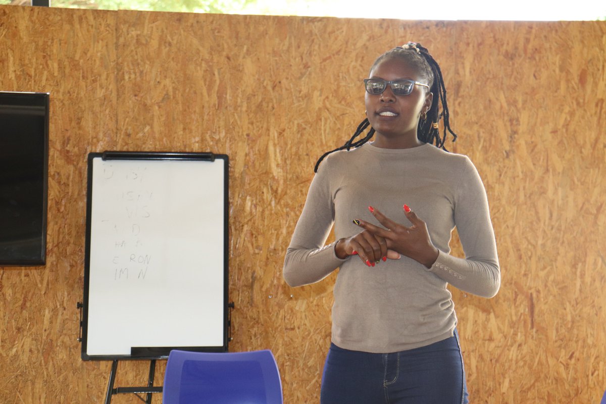 LakeHub's tweet photo. Great support from @USAIDKenya &amp; @IREXintl as we engage 10 youth organisations who are part of #SALSA project. Each group shared challenges that they faced during #leanexperiment. The lean experiment focused on: Media Advocacy, policy implementation, skills &amp; capacity training. https://t.co/bS6CnZClpH