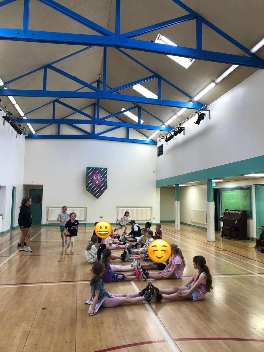 ActiveSchAngus's tweet photo. Great 1st week @BirkhillPrimary @AuchterhousePS @LiffPS Summer Camp #GetIntoSummer with Ross & Elliot @skilz_academy & Millie @MonihighPE @MonifiethHWB #returningpupil Lots more activity coming your way next week @AngusCouncil #ActiveMonifieth #SportForLife @sportscotland https://t.co/1hw4TVqNkt