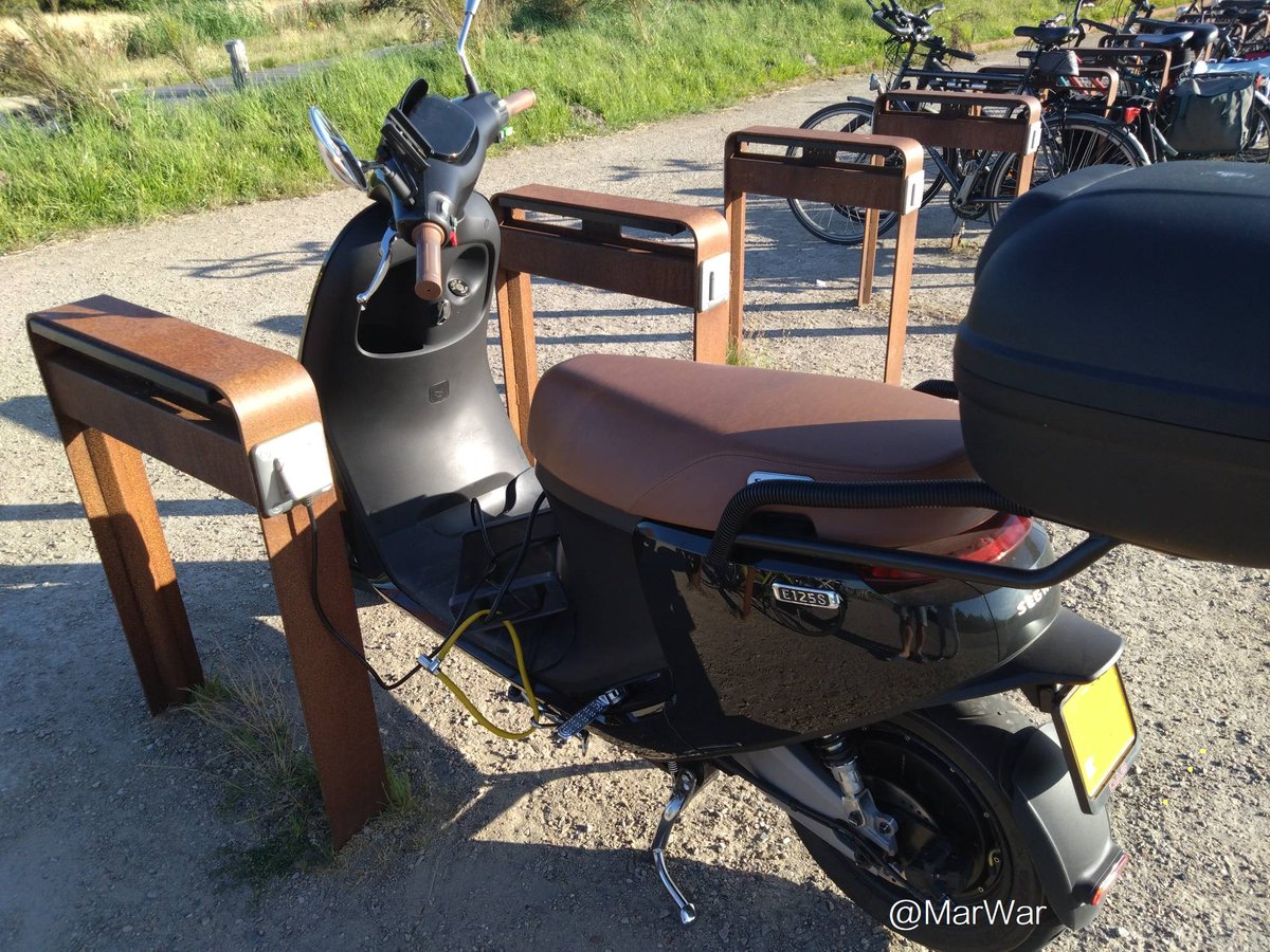 SegwayMotors's tweet photo. While enjoying the view, you can recharge your electric scooter for free! lol
#Segway #ElectricScooter #ElectricMoped #BeSmartRideOn #Motor https://t.co/kc5kGTj7rY