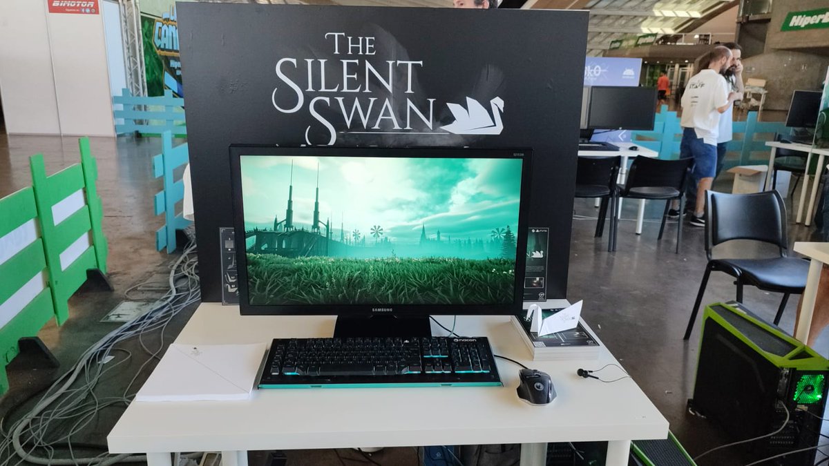 Praenaris's tweet photo. Estamos en la IndieGG de Tenerife! Pasad a probar The Silent Swan y saludarnos! 🦢🤍

#indiedev #gamedev #TheSilentSwan https://t.co/6N0wkVtMuh