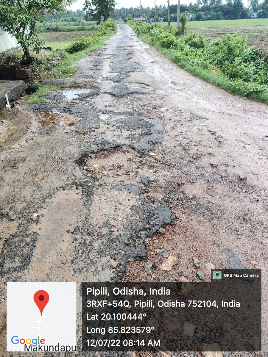 Akhtarmohamme12's tweet photo. @rudramaharathy @piplinac @samarth_verma @HUDDeptOdisha @SecyChief 
Dear sir this is our road which comes under Puri District, PIPILI, N.A.C WORD NO.-14 main road which has not worked not even a single time repair for the last 25 years, these images look like this. https://t.co/eCKJA0otZ7