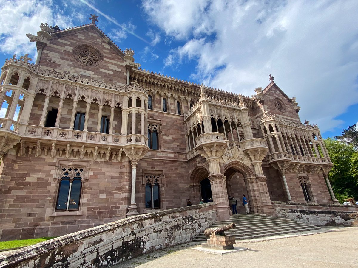 Pablo_Zuloaga's tweet photo. 🎹 🎻 Los #CaprichosMusicales de #Comillas forman parte ya de los veranos de la Villa y #Cantabria. En su 19ª edición, volvemos al Palacio de Sobrellano y El Espolón para disfrutar de la #cultura y la música clásica con @AraMalikian entre otros muchos artistas. https://t.co/EANbiVeAuL
