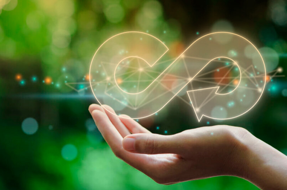 NTTDataSpain's tweet photo. La gestión del valor del territorio permite obtener una evaluación de los riesgos potenciales para adaptar y mejorar el modelo de #sostenibilidad.
Jesús Carrasco y Miguel Segur hablan sobre ello en nuestro último post en el blog👉https://t.co/sKs76MyJwv
#NTTDATABlog https://t.co/bmwDHWtVTN