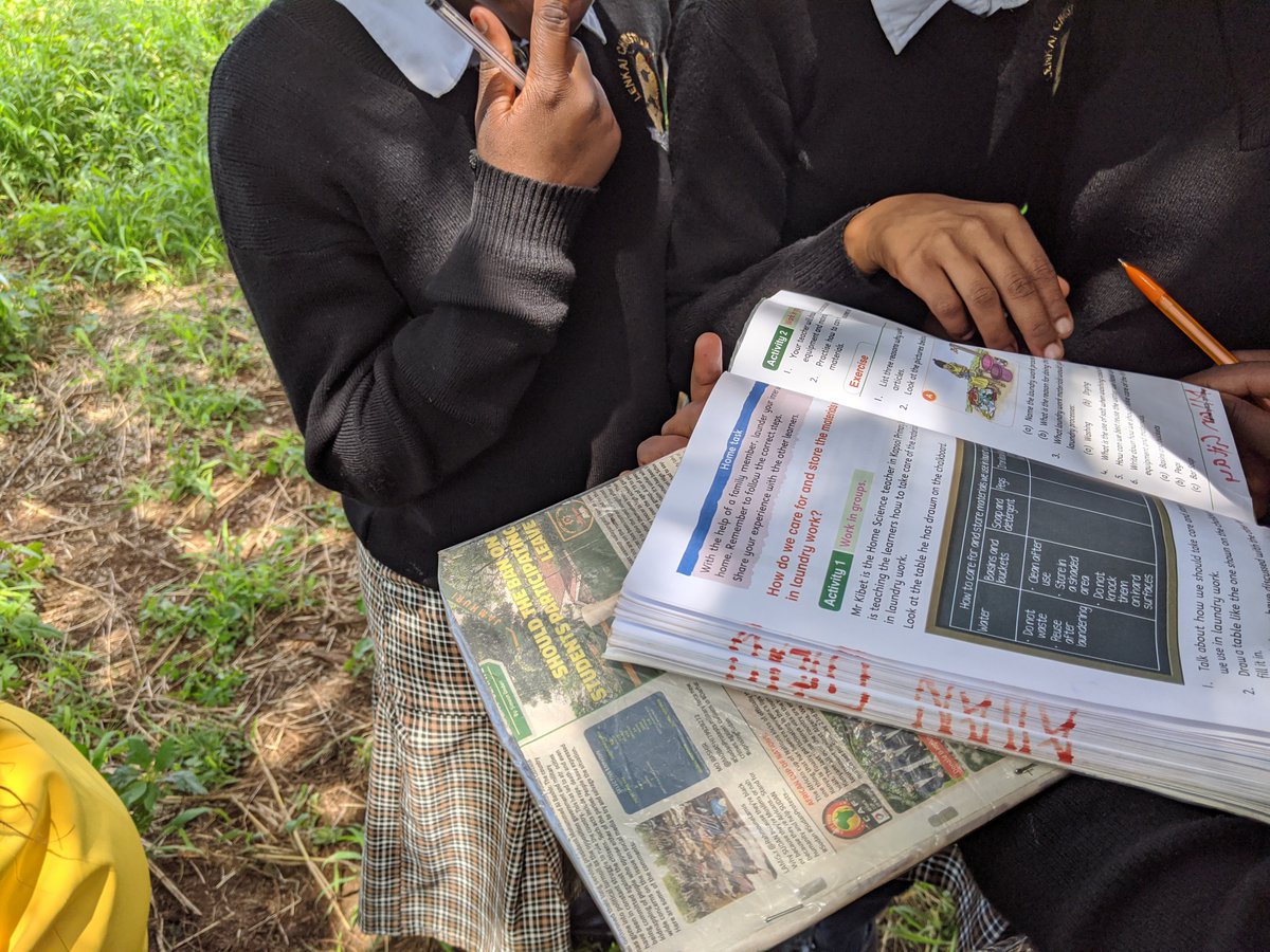 equalitynow's tweet photo. Discrimination on the basis of gender prevents many girls and women in Africa from accessing their right to education. The #MaputoProtocol urges State Parties to address this by promoting equality and eliminating discrimination within educational institutions. #MaputoProtocolAt19 https://t.co/4CedAeA5wP