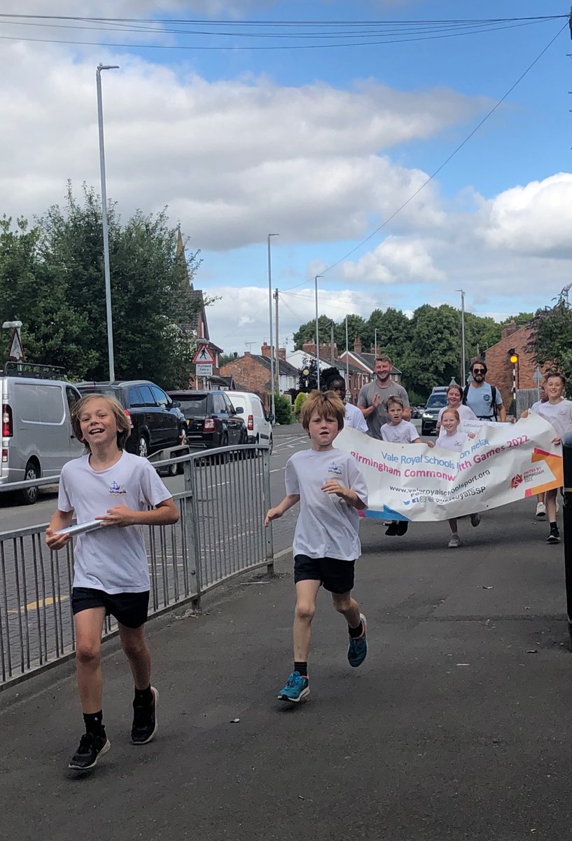 BennettBunchHQ's tweet photo. Super proud of Stanley and all the children from @SchoolWhitegate 
What a wonderful start to Day 3 of the Commonwealth Games Baton Relay #SchoolsBatonRelay 
@WhitegatePe 
@birminghamcg22 https://t.co/QjDju1m2X7
