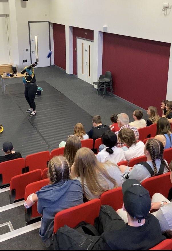 DartonDelta's tweet photo. Our 2nd @Ri_Science #ScienceinSchools session is underway. Students engaged straightaway! @DeltaDarton #ProudofDarton https://t.co/eTgTWJdJyZ