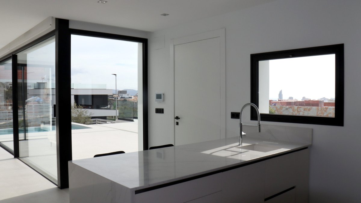 En mimar ponemos a tu disposición las casas más vanguardistas y a unos precios realmente interesantes.
Hoy abrimos las puertas para ti de este precioso chalet de diseño minimalista en Finestrat.
¿Qué te parece...??
mimarspain.com/ref-00008-piso…