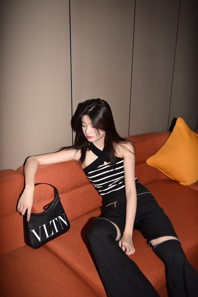 ٌ (@yirenpic) on Twitter photo weibo update weibo update
