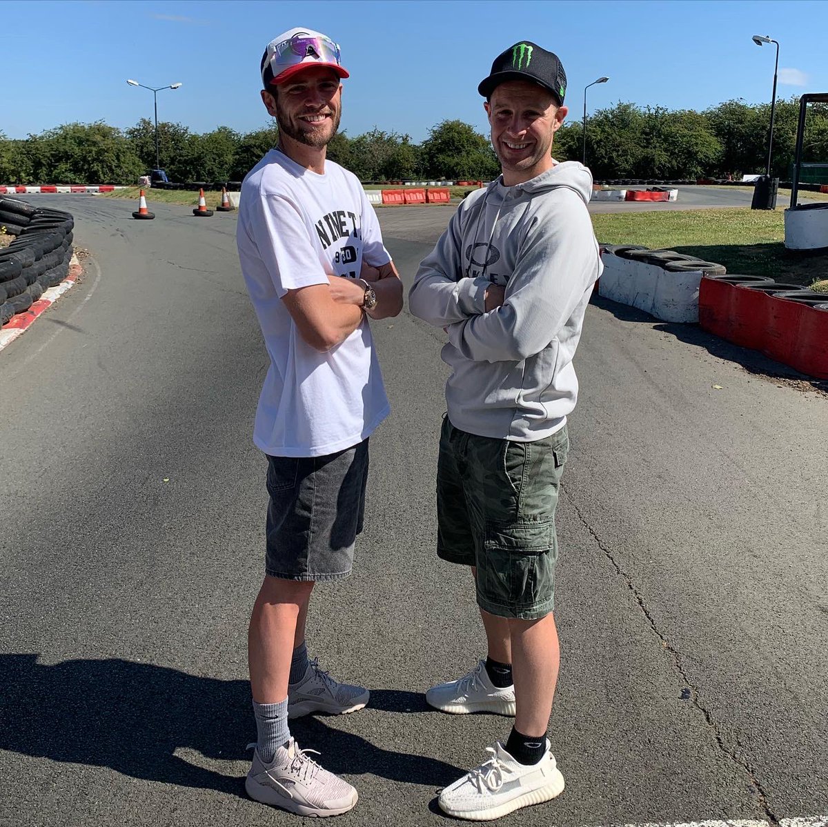 carolenashbikes's tweet photo. .@jakedixonracing 🆚 @jonathanrea
Filming with these two today should be fun 😁
#CaroleNash #JD96 #JR65 https://t.co/Fc0AcLVzN0