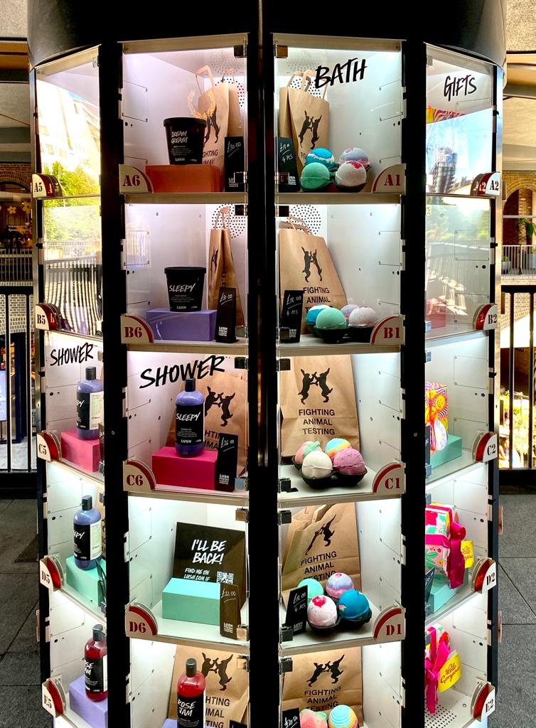 ANMAC helps to reduce costs and provide a great customer service. 

Customers will be able to purchase your productsn in person 24/7 - increasing your revenue with little upfront investment whilst optimising retail spaces and minimising labour costs.

#vendingmachine #londonlife