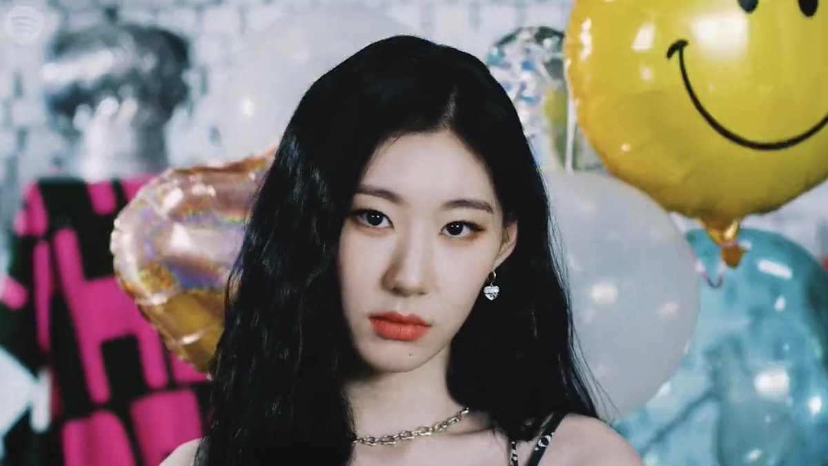 CHAERYEONGUNION's tweet photo. Chaeryeong’s hashtag on TikTok surpassed 4.5 BILLION (4,500,000,000) views! 👏

#CHAERYEONG #있지 #채령 @ITZYofficial https://t.co/rlc575PZMo