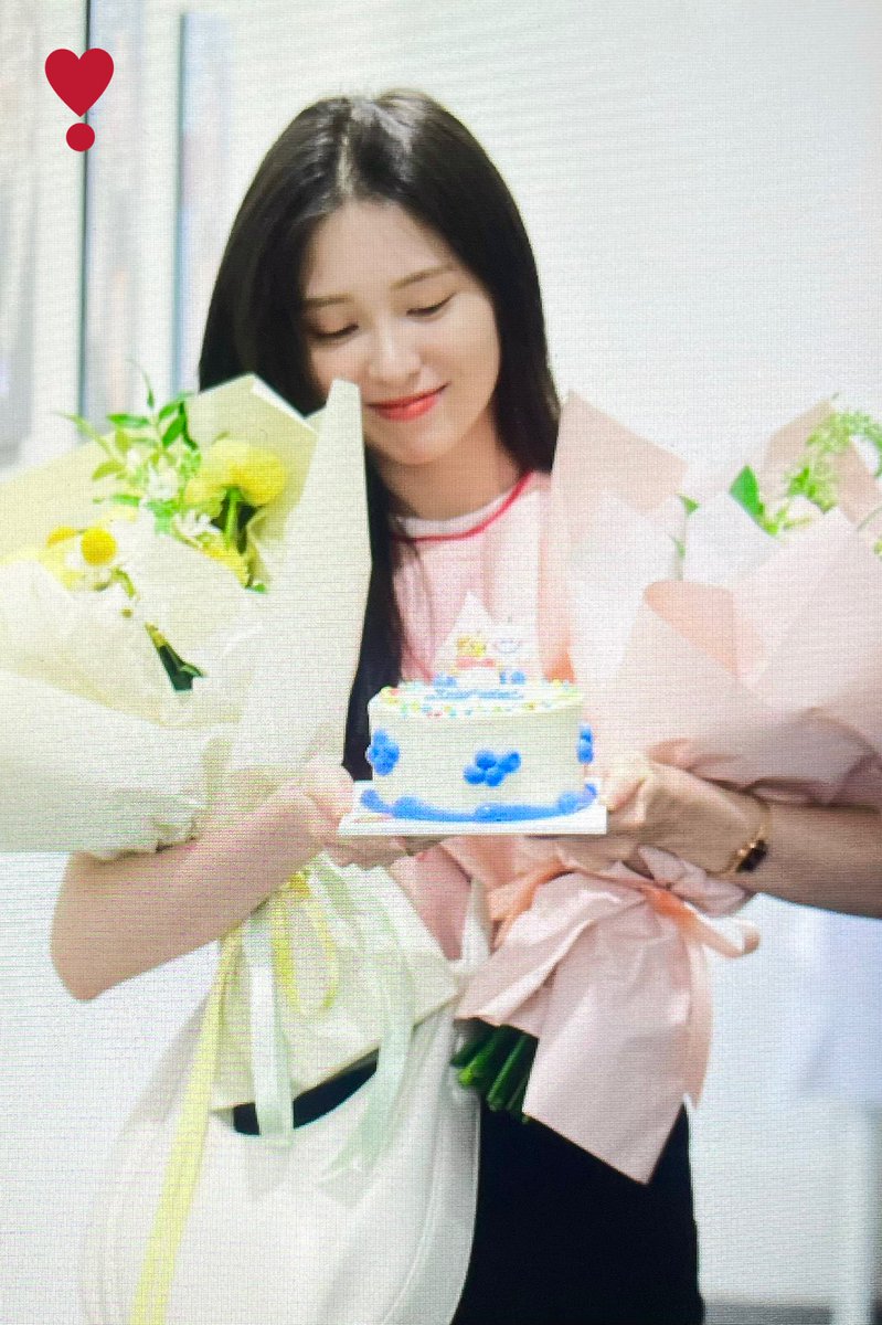 220713
안녕 오랜만이야

#예빈 #백예빈 
#WILL_LOVE_WITH_YOU