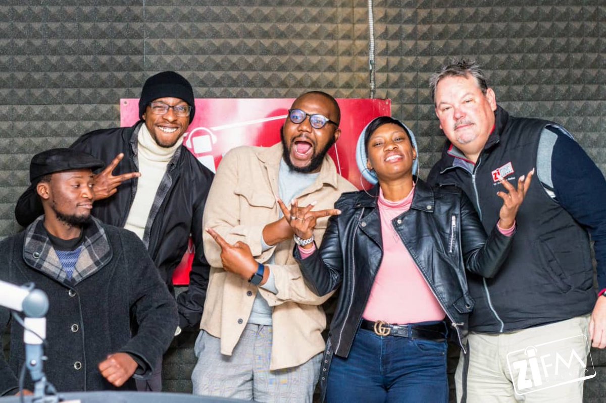 ZiFM Stereo tweet media