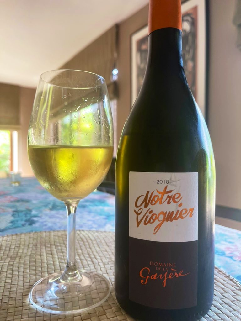 joukesp's tweet photo. #WednesdayLunch #LeftoverLunch #ColdPlatter #Chicken #SpringPotatoes #MixedSalad #Viognier #Cairanne
Ideal weather to work away leftover chicken w salad & cold potatoes.
Finishing that delightful Viognier by Domaine de la Gayère. https://t.co/KdlMJHJJAU