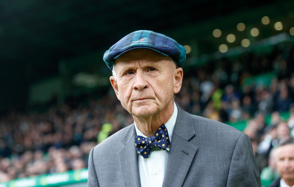 FITBAWNEWS11's tweet photo. Unique piece of Celtic chief Fergus McCann memorabilia to go up for auction https://t.co/IA9FVTNAr5 https://t.co/TcRYcI0nw2