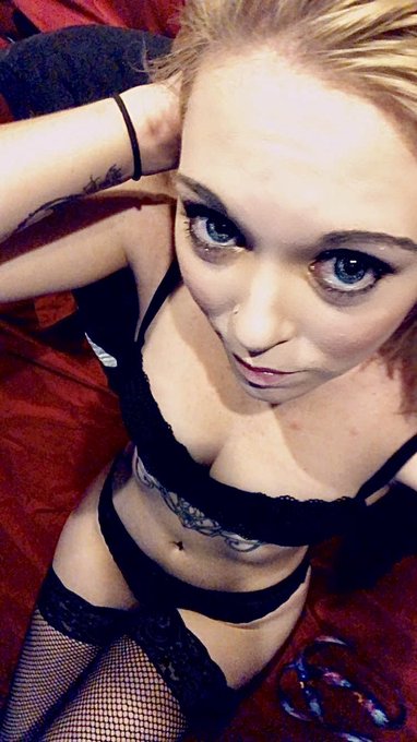 Good morning! Who wants to play with me? Follow me and retweet for a surprise in DM. And make sure to<a href="/tag/lingerie"class="tags"><span>#lingerie</span></a><a href="/tag/sexy"class="tags"><span>#sexy</span></a><a href="/tag/inkedgirl"class="tags"><span>#inkedgirl</span></a><a href="/tag/perfectbody"class="tags"><span>#perfectbody</span></a>