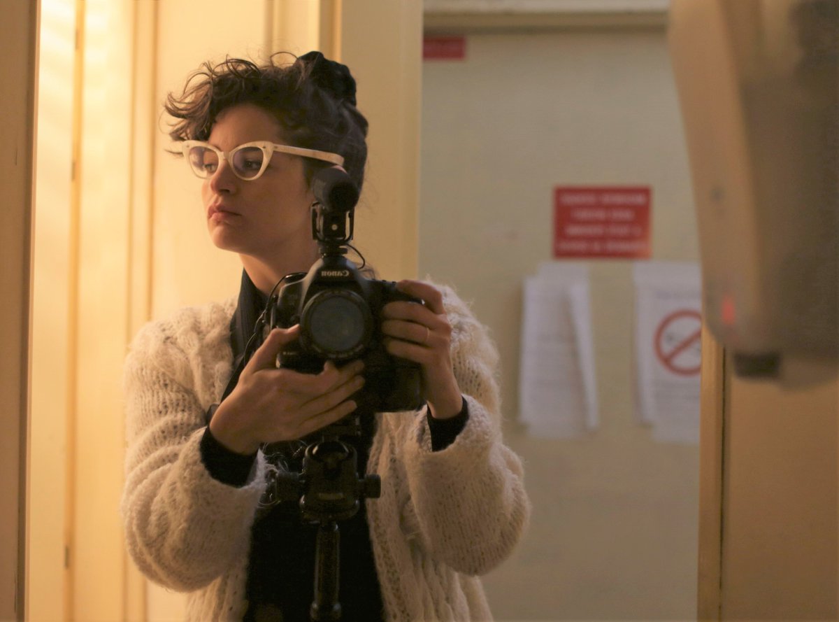 GPSAudiovisual's tweet photo. [ESTRENOS] Mañana se estrena en el cine Gaumont el documental «Fantarias», de Romina Richi, sobre el proceso creativo del director argentino y su elenco para la puesta de la obra «El tigre».
https://t.co/SguPH9z3NP a través de @gpsaudiovisual https://t.co/YK3ko451V7