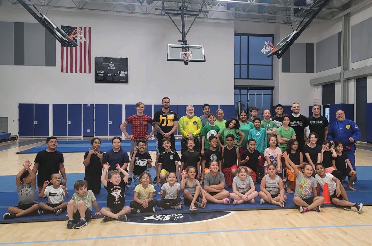 DavidOhPhilly's tweet photo. Day 2 of our free anti-bullying, self-defense program. Thanks to our outstanding instructors for volunteering their expertise and @mastcharter for donating the facility! https://t.co/bQQgGamZjU