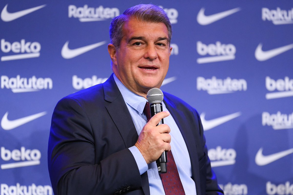 FabrizioRomano's tweet photo. Barcelona president Joan Laporta confirms Ousmane Dembélé new deal set to be announced: “Yes, this week we’ll sign and present Raphinha and Ousmane Dembélé”. 🚨 #FCB

Dembélé will sign until June 2024, Raphinha joins until June 2027. https://t.co/Rn4IO6Uhyb