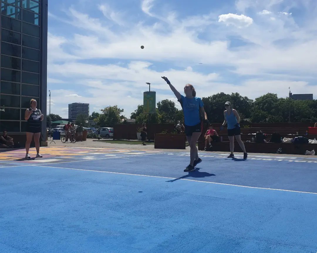 ThomasMcCurtain's tweet photo. The handballers hosted a very successful tournament at the new outdoor handball courts at Surrey Quays Shopping Centre on Sunday where players from across London took part in a friendly summer tournament
The winners were:
Senior Mens: Colm Grace (TMC) https://t.co/Rms7gVIDxN