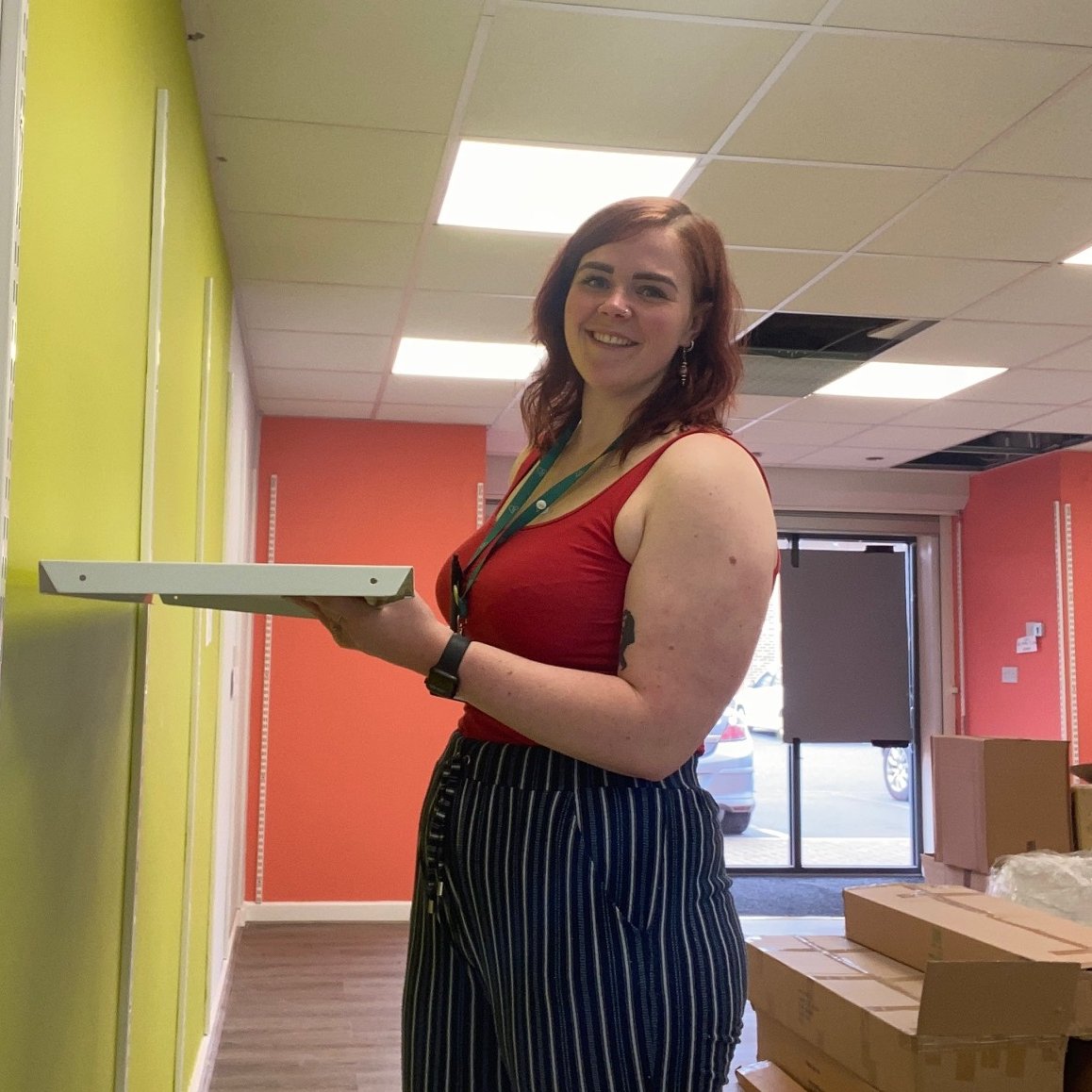 severnhospice's tweet image. We're adding the final touches to our 30th shop which opens in two weeks on Thursday 28 July! We're still looking for people to help sort stock, work on the shop floor and till and help our customers once we are open. Can you help? 

severnhospice.org.uk/join-us/volunt…

#Telford #volunteer