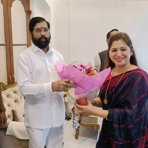 LahariyaRashmi's tweet image. बच के रहना रे बाबा बच के रहना

तुझ पे #नजर है....!!!

#भामटी
#deepalisayed
#Eknath_Shinde

🤨🤨😂😂