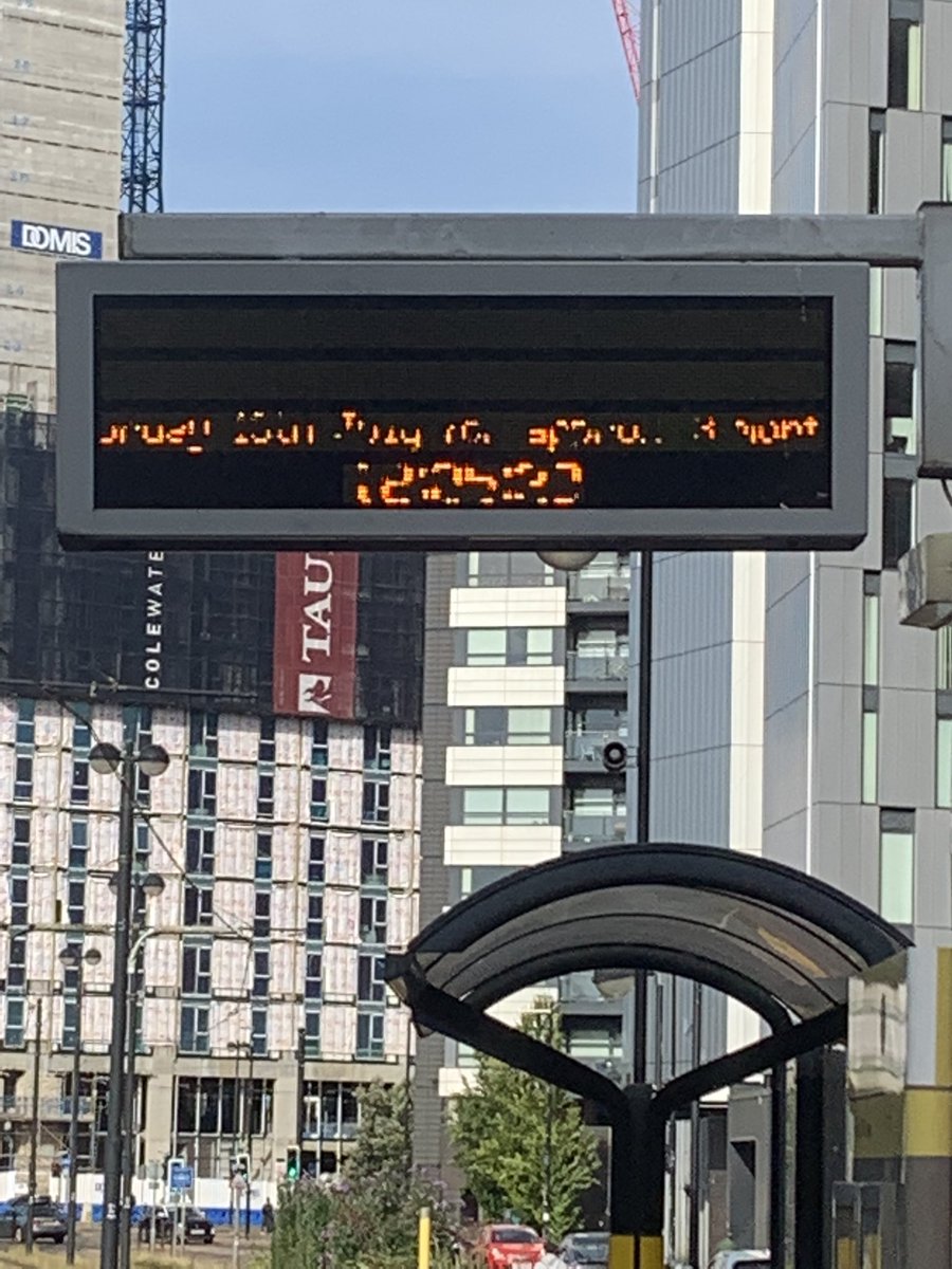SuzannahProcter's tweet photo. @MCRMetrolink @MCRMetrolink not available on the platform at Harbour City https://t.co/3AAdJdZBzG