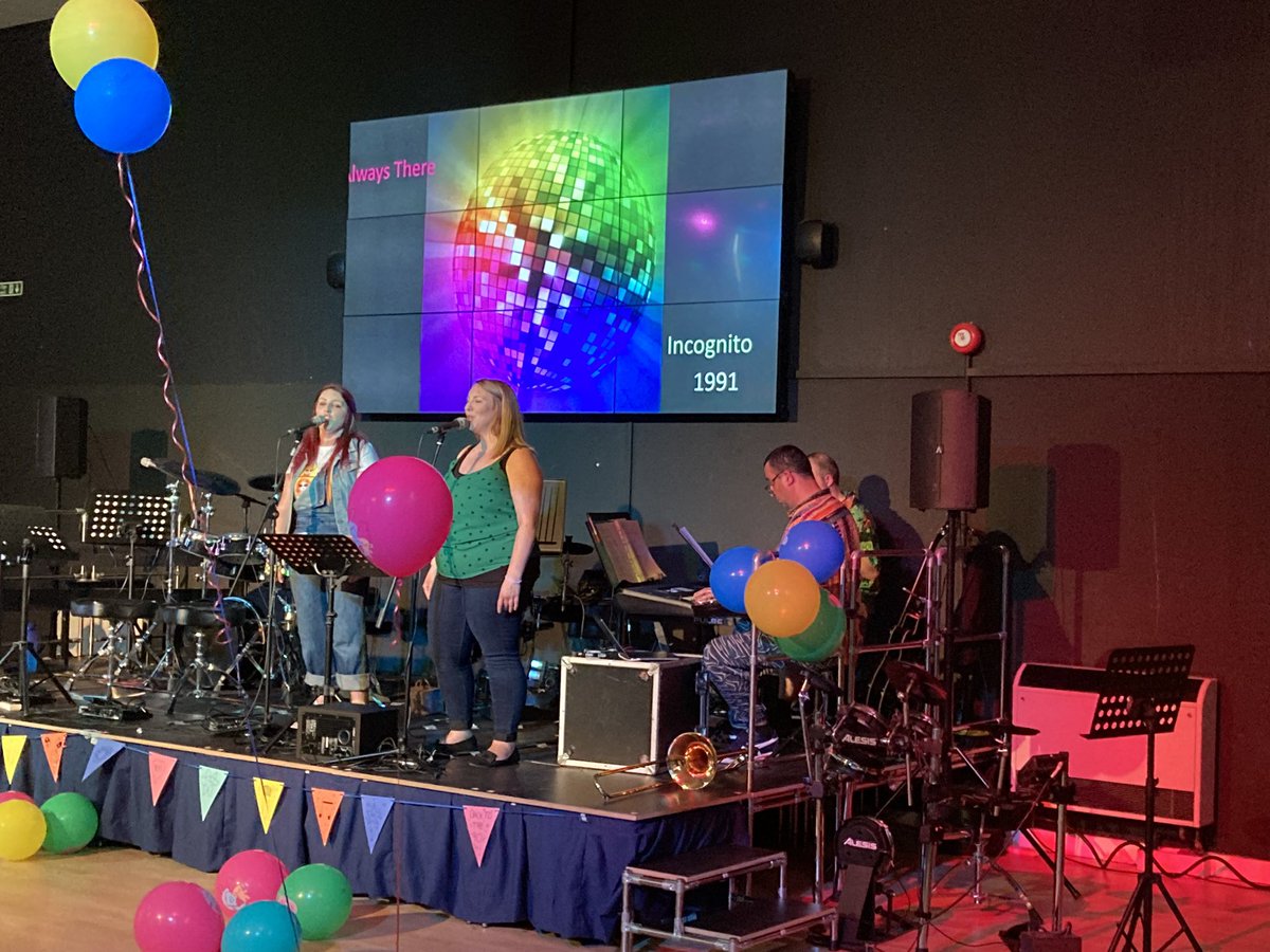 The Music Department kick off proceedings for our Back to the 90s Summer Concert 🎵