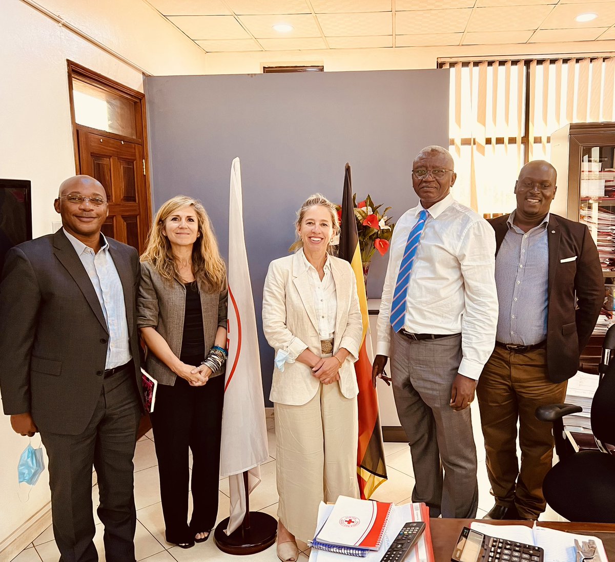 AnselmoFlorence's tweet photo. Next stop: Kampala. First things first meet colleagues  @UgandaRedCross to discuss #RFL needs which are great for the refugee population in Uganda. Big thanks to @robert_kwesiga and  @NuwamanyaAbel for their warm welcome and productive discussion. https://t.co/uECeP0plRa