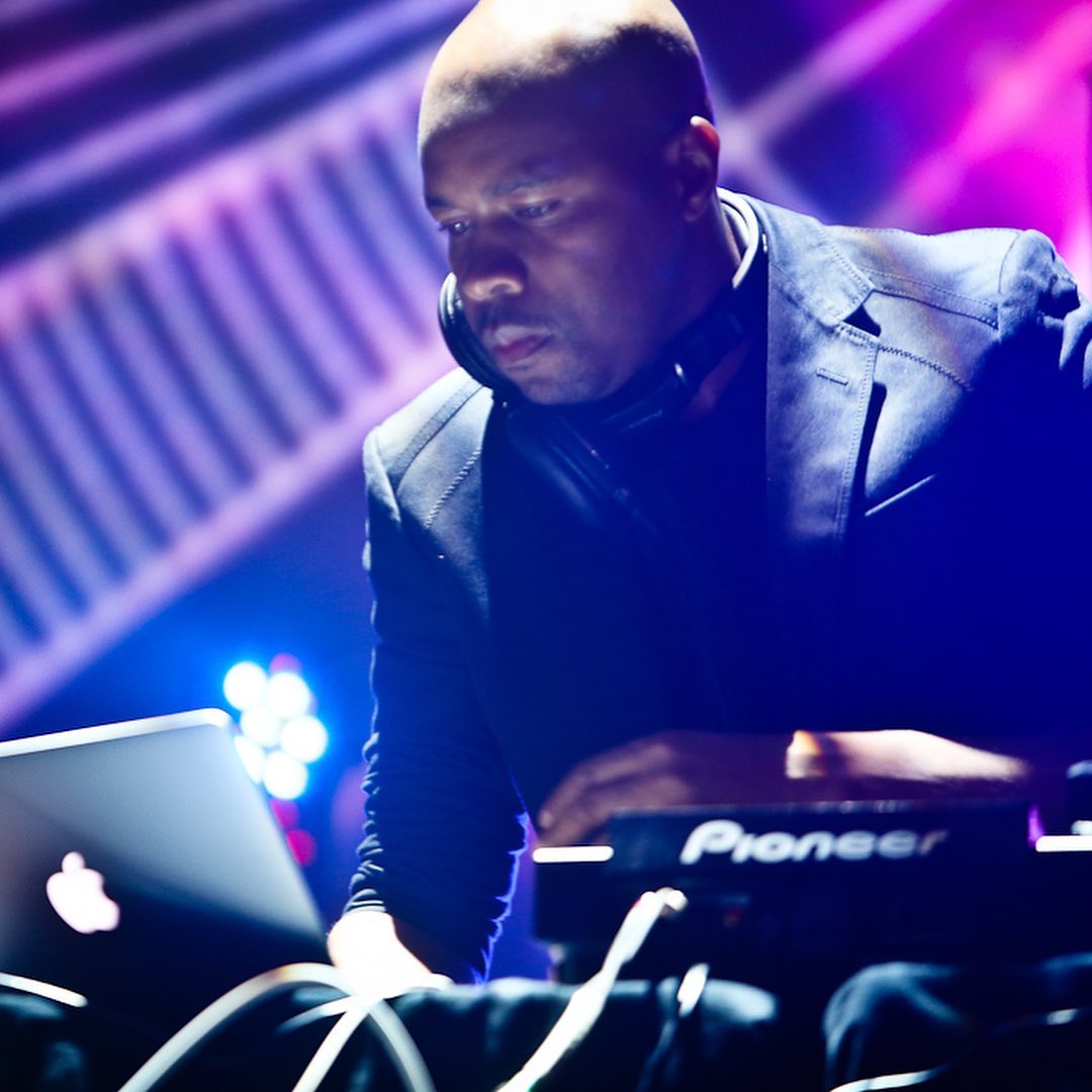 NULYP's tweet photo. Long before #ClubQuarantine, @dnice brought his signature magic to our dance floor at our many events. Join us in celebrating @dnice for the profound joy & connection he’s brought to our lives! Tap the link in bio for event info + registration. #NULCONF22 #flashback #djdnice https://t.co/4v4nVoDQS7