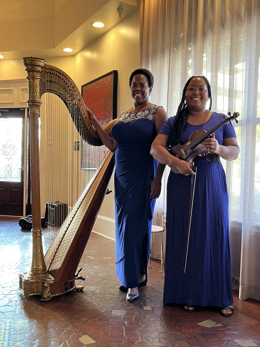 LadyofHarp's tweet photo. Violin &amp; Harp duo in Coral Gables....#violin #harp #music #musicians #strings #wedding #bridal #CoralGables https://t.co/RK97Rg1ZX0