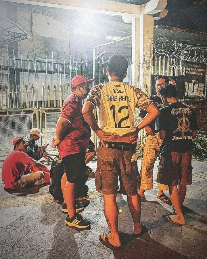 BabyRoad_1923's tweet photo. Jika ingin kuat , bersatulah !! Jika ingin bersatu , silaturahmilah !!
.
@GK_1923 https://t.co/eitgcWA4lU