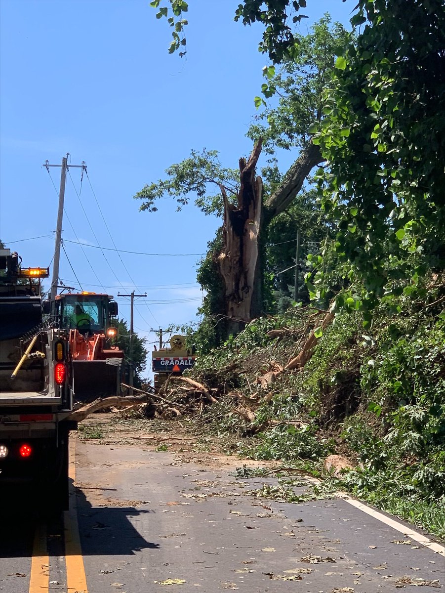 DelmarvaConnect's tweet photo. Delmarva Power crews are continuing to make repairs and address outages in the region. For the most up-to-date estimated restoration times, visit https://t.co/gpuqmdgyA5. https://t.co/7rr3ZsjSSe