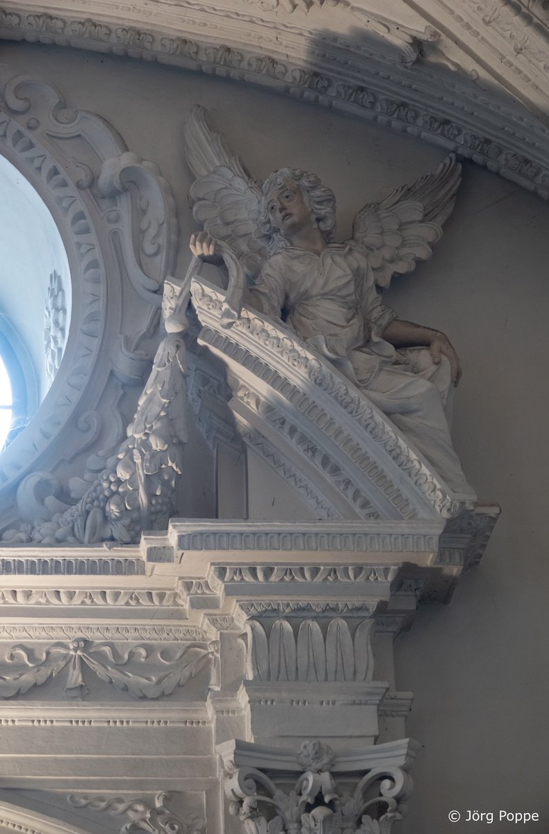 lichtaufnahmen's tweet photo. St. Andreas Dominikanerkirche.      #andreaskirche #altstadt #düsseldorf #kirche #standreas #dominikaner #skulpturen #dominikanerkirche #figuren #statuen #figur #visitdüsseldorf #visitnrw #statue #figur #plastik #bildhauer #standbild -28659, —665, —663 https://t.co/mTOOfoeVON