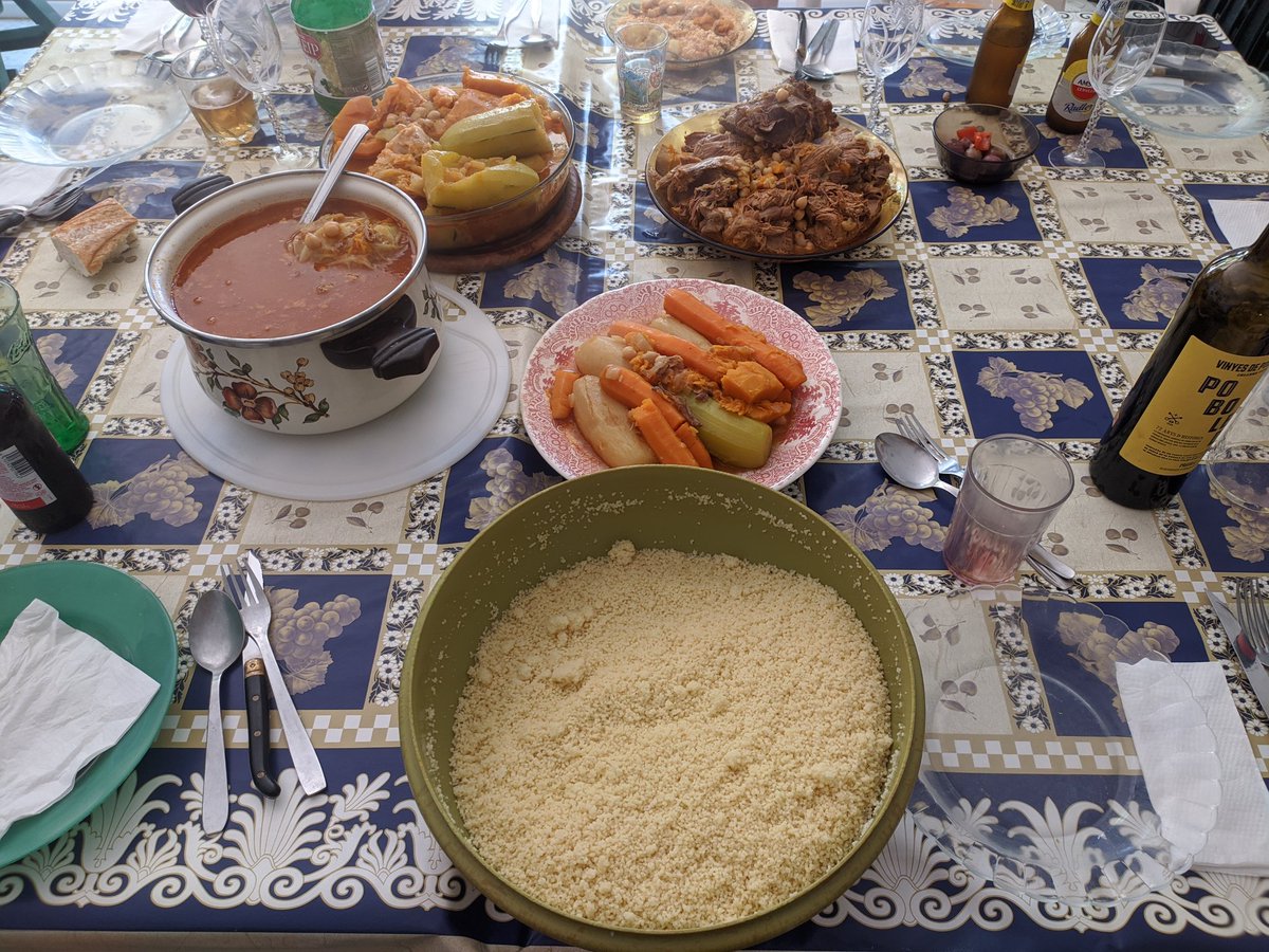 Y a veces te preguntan, ¿Donde has comido el mejor cous-cous? Respuesta clara: en mi casa, donde mi madre. El de raza pied noir 100%