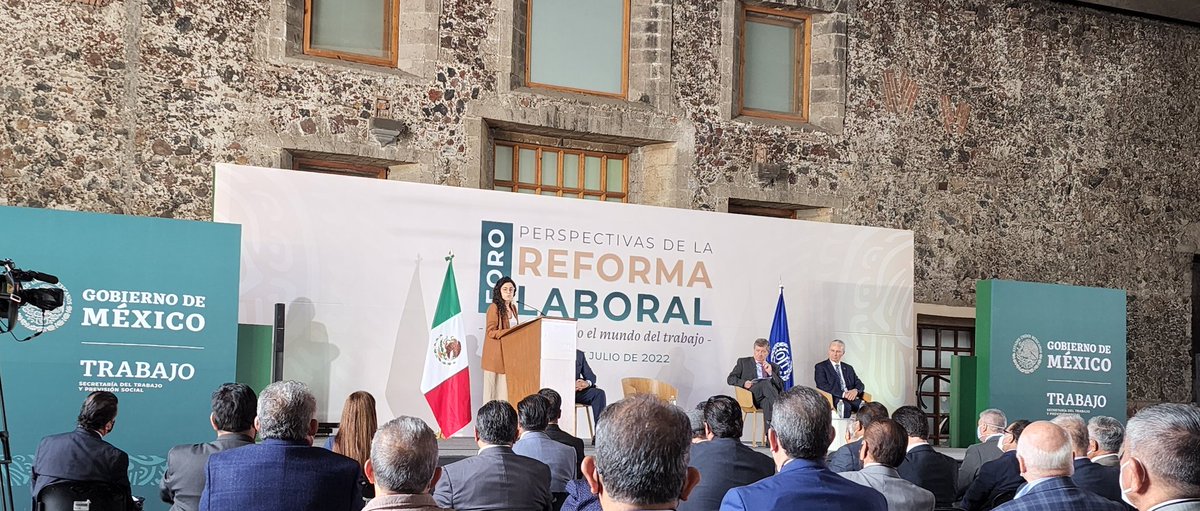El día de hoy, gracias a la invitación de la <a href="/STPS_mx/">STPS México</a> , participamos en el foro "Perspectivas de la Reforma Laboral".
<a href="/fenabadmx/">FENABAD</a>
<a href="/SUNTNAFIN/">SUNTNAFIN</a> 
<a href="/suntsohife/">SUNTSOHIFE</a> 
<a href="/SUNTBANOBRAS/">SINDICATO  BANOBRAS</a> 
<a href="/Sinudet/">SINUDET</a>