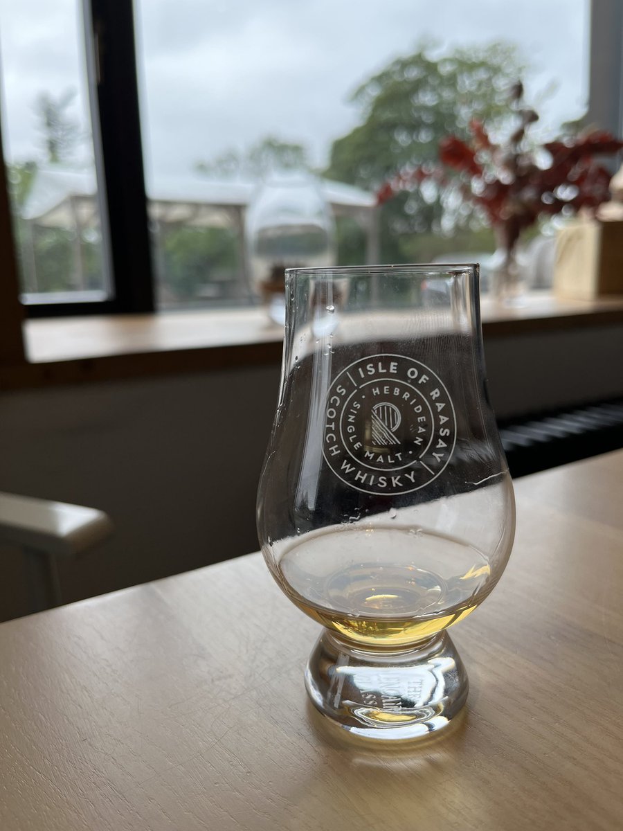 Had a lovely tour at @RaasayWhisky this afternoon. Wonderful to learn about it’s short history and hopefully bright future! #raasay #whisky