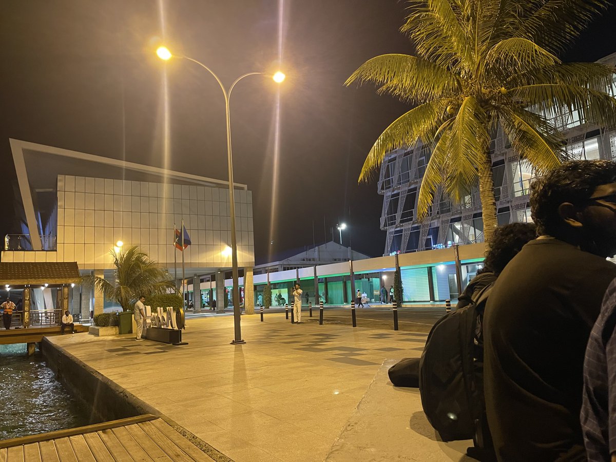 Maldivian journalists on the constant lookout for the disgraced Srilankan President <a href="/GotabayaR/">Gotabaya Rajapaksa</a> near the VIP terminal of <a href="/VelanaAirport/">Velana Airport</a>. He’s set to fly to Singapore within the next few hours, where he’s expected to seek asylum. #SriLankaProtests #SriLankaCrisis #GotaGoHome