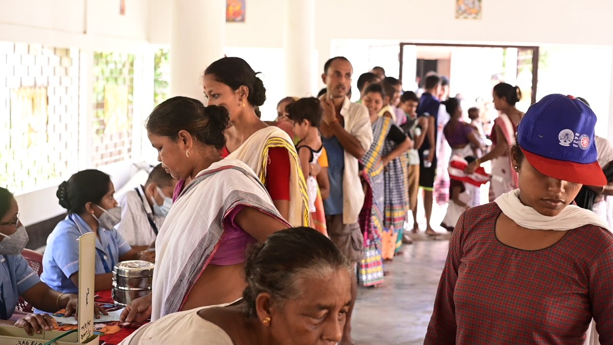 NSS_DC's tweet photo. NSS Unit of Damdama College (Under Gauhati University) in collaboration with Nemcare Hospitals and Hajo Hospital conducted a free heath check and medicine distribution among the people who were affected by the recent flood in Hadala adopted village, Kamrup. @nss_rdguwahati https://t.co/tUI0nJPovt