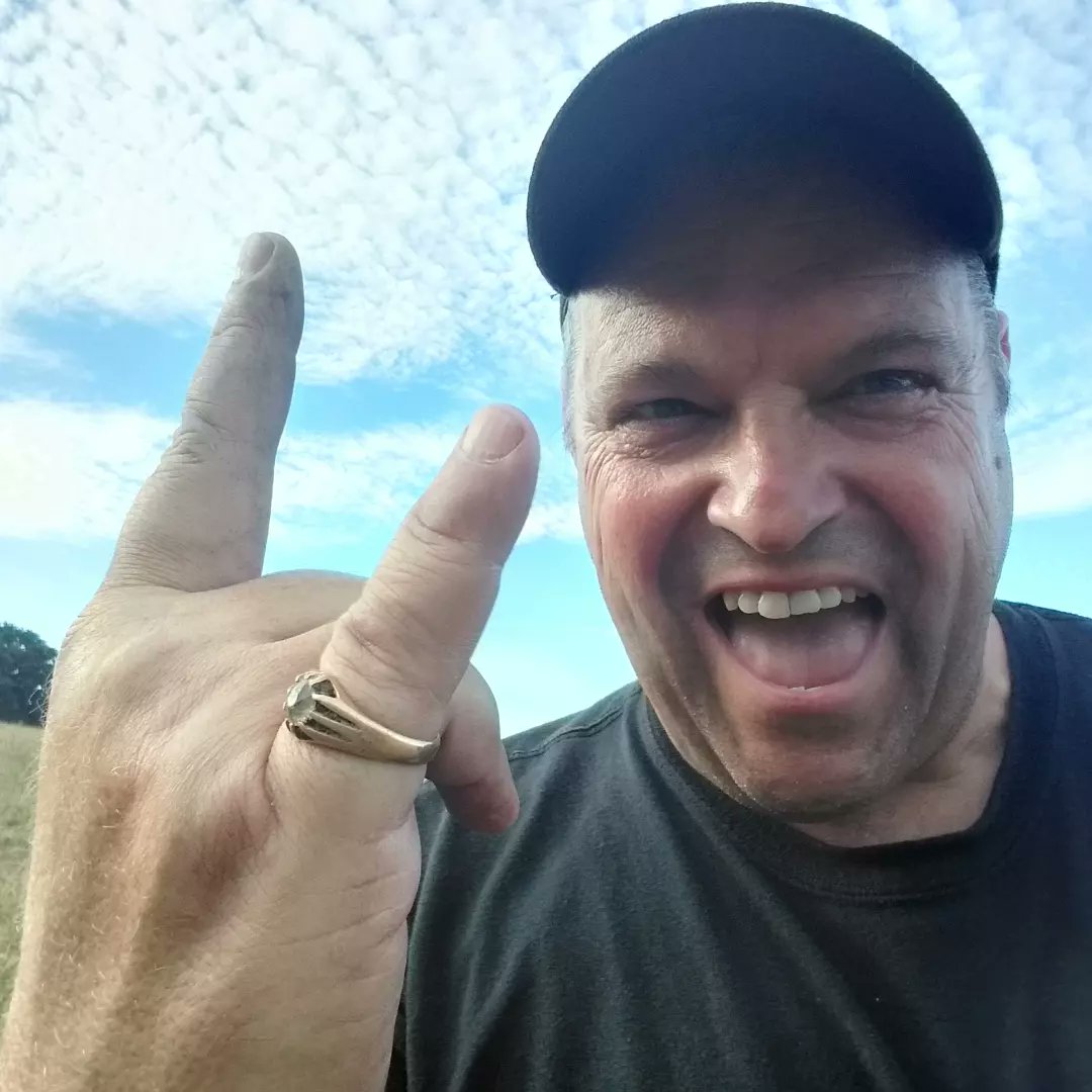 HMdetecting's tweet image. The legend hits GOLD!!!!