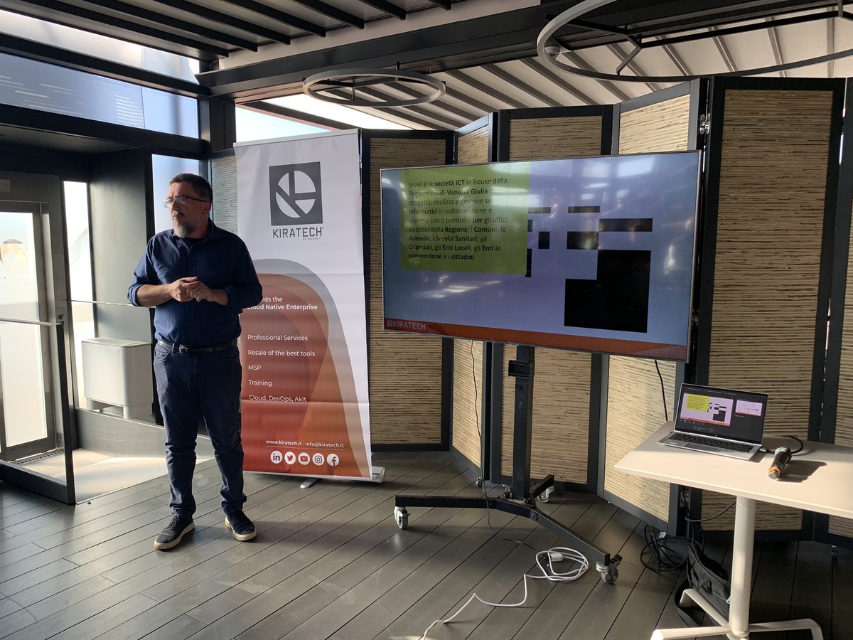 kiratech's tweet photo. Un ringraziamento speciale a Stefano Devoti di @InsielSpa per aver presentato il proprio use case di successo in ambito #CloudNative durante il nostro #AperiMeetup romano.
#wedevopsit https://t.co/Oq3GrWc8tg