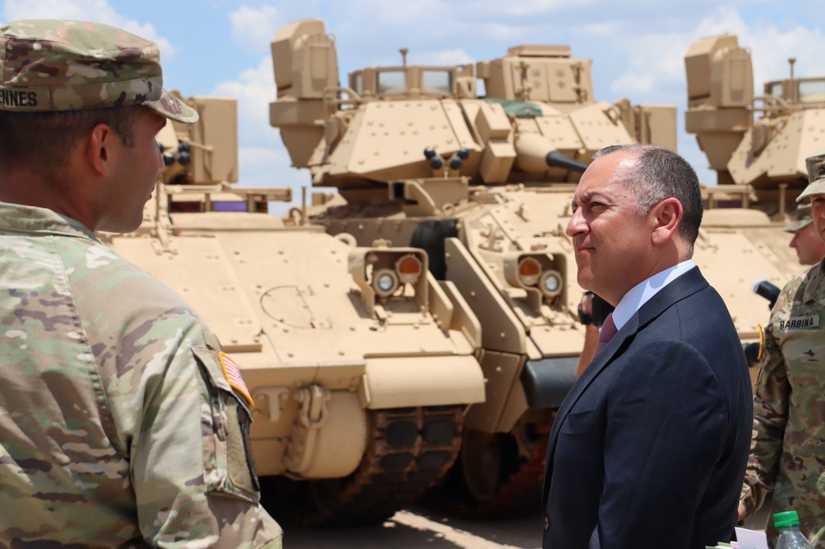 36thENBDE's tweet image. The Rugged Brigade was honored to host the Honorable Gabe Camarillo and various senior Army leaders yesterday.
During his visit, the Under Secretary of the Army was shown the Brigade’s modernization efforts and recognized our excellent Rugged Soldiers.

#StayRugged