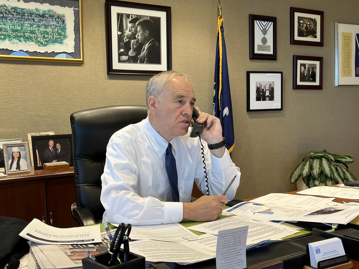 I started my day on a spin bike at 5:30 AM. @NYSComptroller DiNapoli started his day with @WAMCNews @AlanChartock. Morning people are the best ☕️☕️👍😀. Listen tomorrow on WAMC.org.