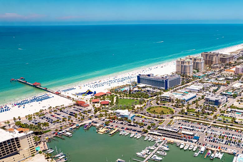 weather2travel's tweet photo. With miles of #white-sand shores, warm azure #waters and year-round #sunshine, it's easy to see why #Florida is a #holiday haven in the #USA 😍🌅

Check out 👉 Alternative Florida: the Sunshine State beyond Miami &amp; Orlando https://t.co/rCEUhz4auf

@pip_says @VISITFLORIDA @tui https://t.co/OHfwoxkvIO