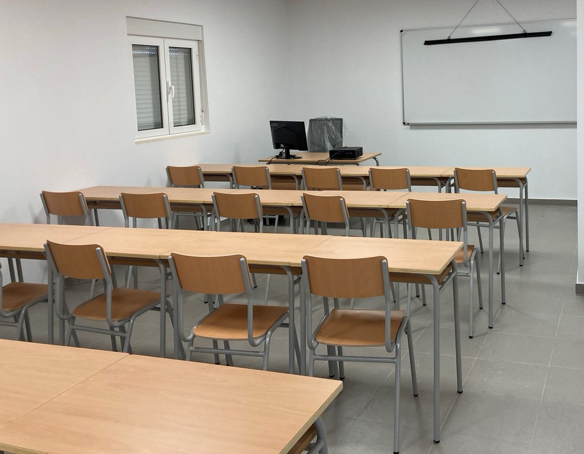 AdraoGDR's tweet photo. Entre las #ayudasleader apoyadas por @AdraoGDR, también está la del @Aytodepuebla  para la Adaptación de parte de un edificio municipal hasta habilitarla como centro de formación. La ayuda recibida ha sido de  65.714,01 €. #somosrurales https://t.co/obS25DgkPj