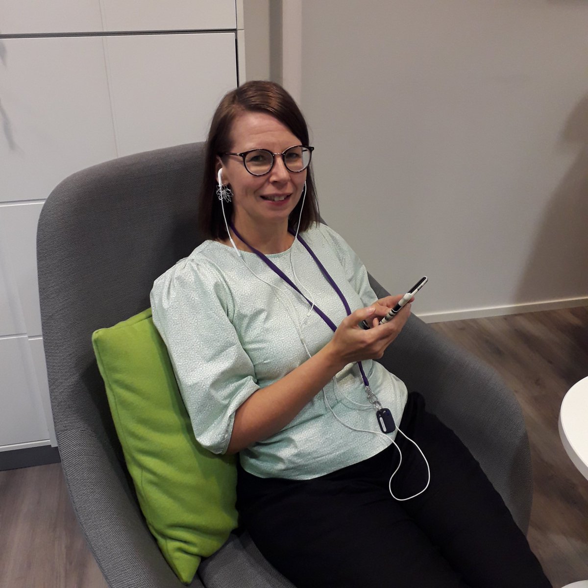 stkkettu's tweet photo. Olipa tänään kiinnostavaa  keskustelua #TerveysOnTekoja #syöpästrategia @SuomiAreena! Mutta ei tämä näin ns. Etelä-Porista seurattuna ole kyllä ihan sama asia kuin paikan päällä. https://t.co/ehYWLErVAy
