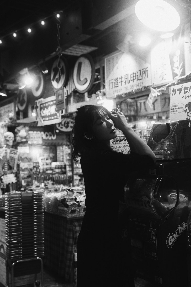 djamtjamdjt's tweet photo. portrait / monochrome https://t.co/McTYUy79lE