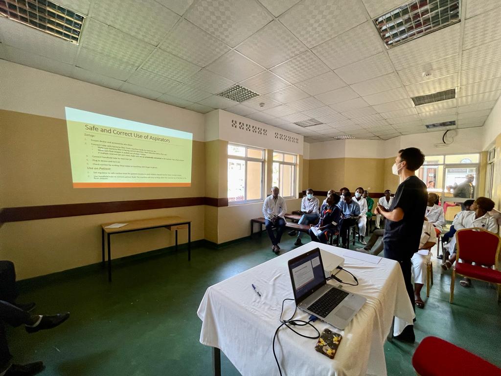 Clinical staff at <a href="/KibuyeRH/">Kibuye Referral Hospital</a>  are being trained on  safe use of surgical equipments such as anesthesia machine and aspirator @rwandahealth <a href="/RBCRwanda/">Rwanda Biomedical Centre</a>