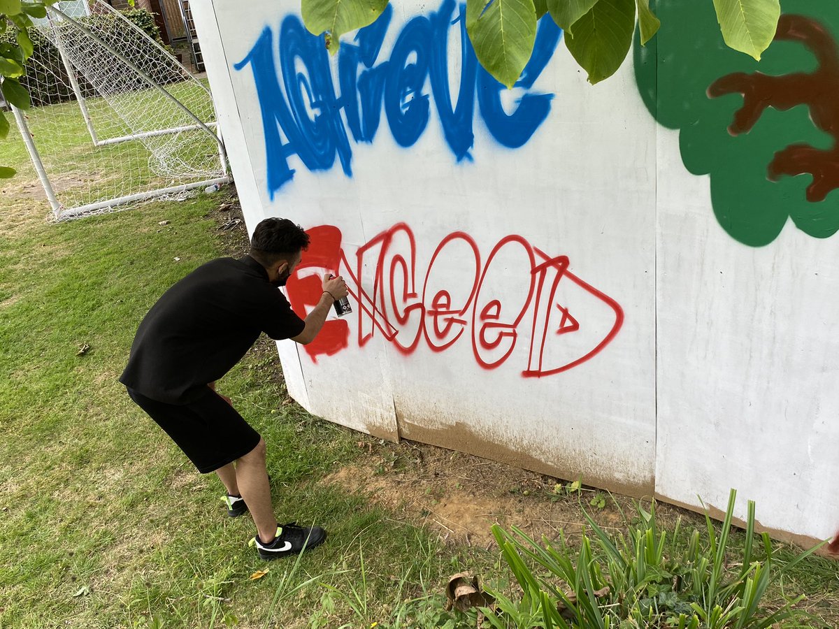 MMAP_PRU's tweet photo. This week we have been working with @graffitistars! An amazing achievement by all the students who got involved in producing this beautiful mural with the help of Leon and Imogen. Thankyou so much. https://t.co/tzt6JGM60K
