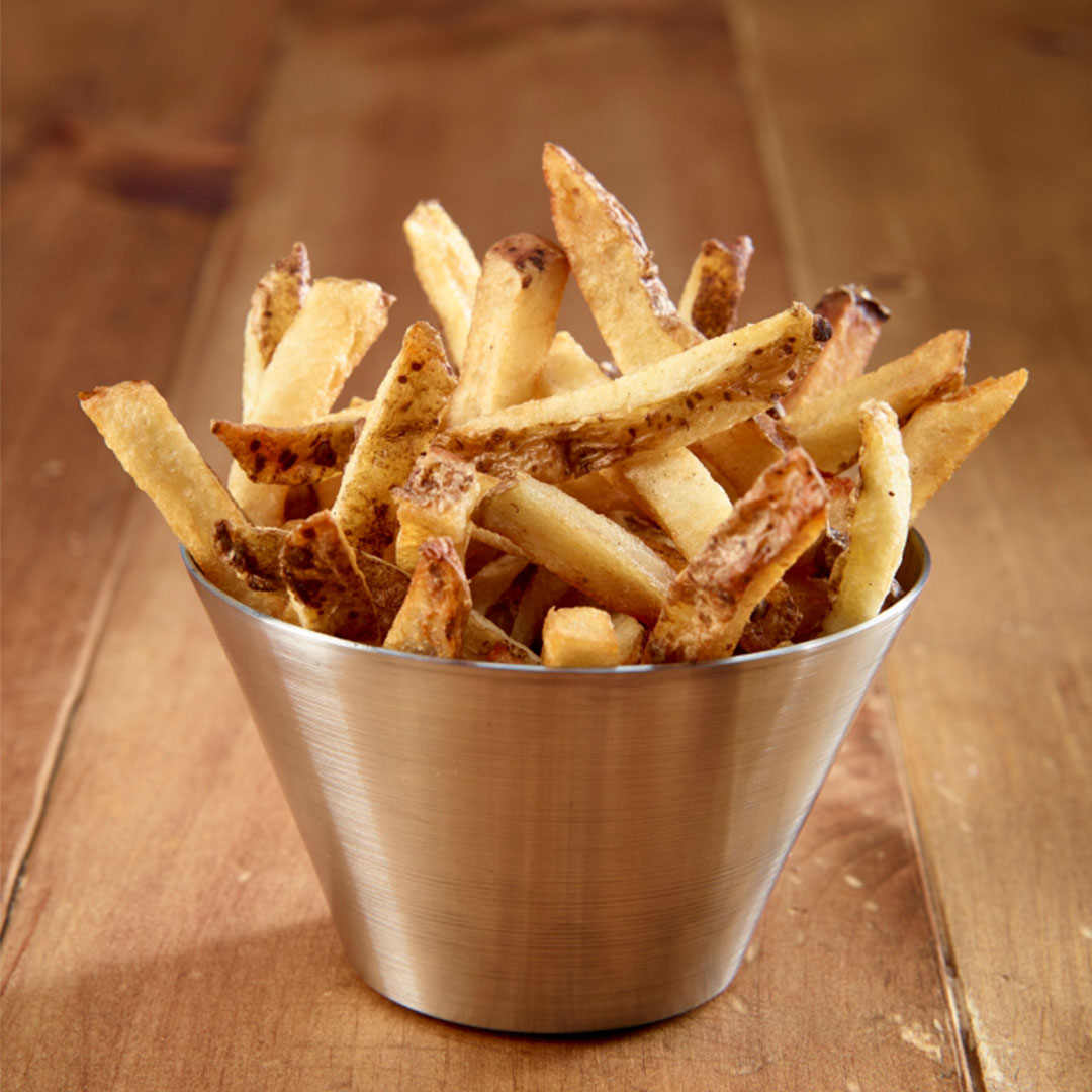 Bigsmokeburger's tweet photo. It's #NationalFrenchFryDay and we wanna know what your favorite sauce to dip your fries in? Is it Gravy?  Ketchup? Mayo?  Tell us for your chance to win a FREE Combo!

And always remember Fries Are Veggies Too 😉

#bigsmoke #friesareveggiestoo https://t.co/WgiRFkGoYE